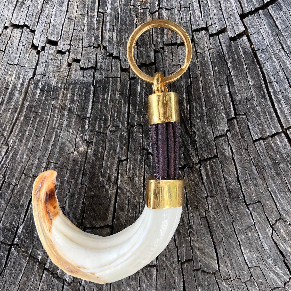 Llavero de amoladera y cuero