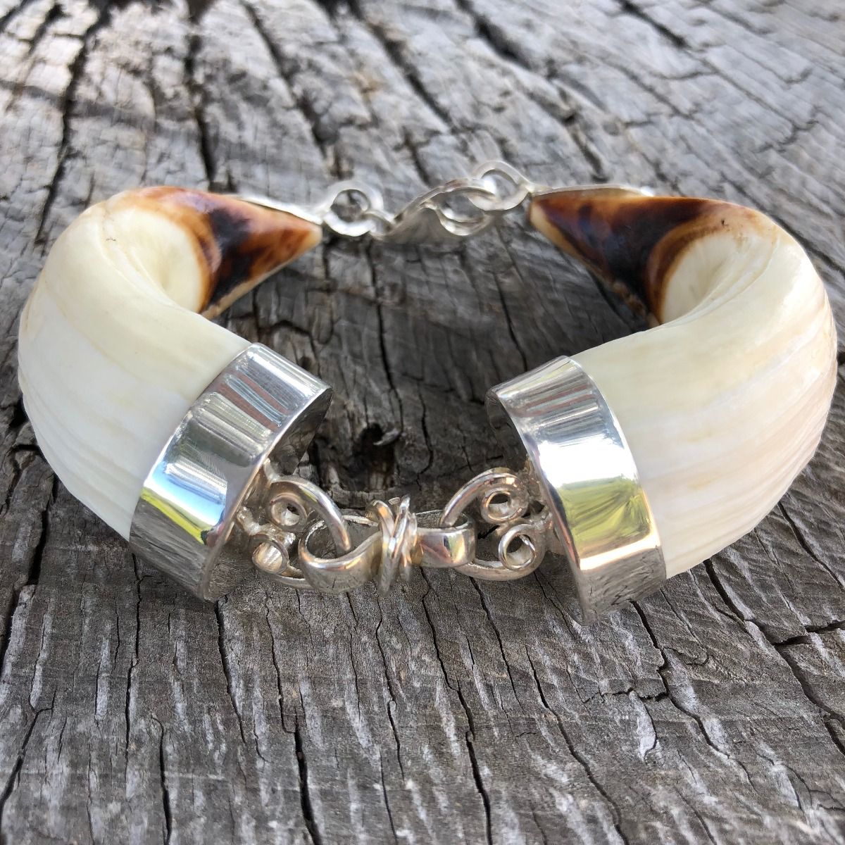 Pulsera nudo de Hércules con florituras